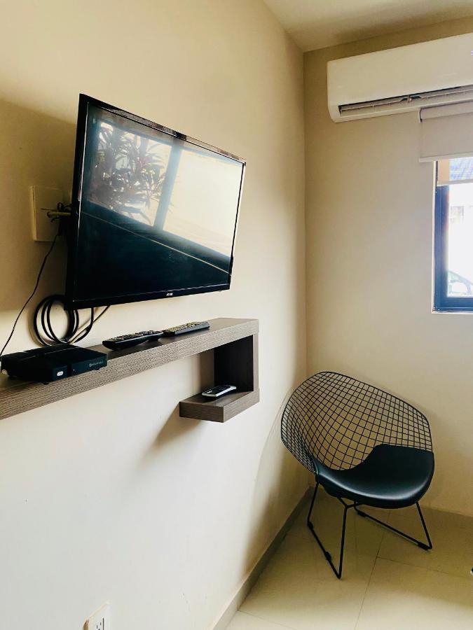 Departamento Muy Cerca De La Playa En Condominios La Paz Масатлан Экстерьер фото